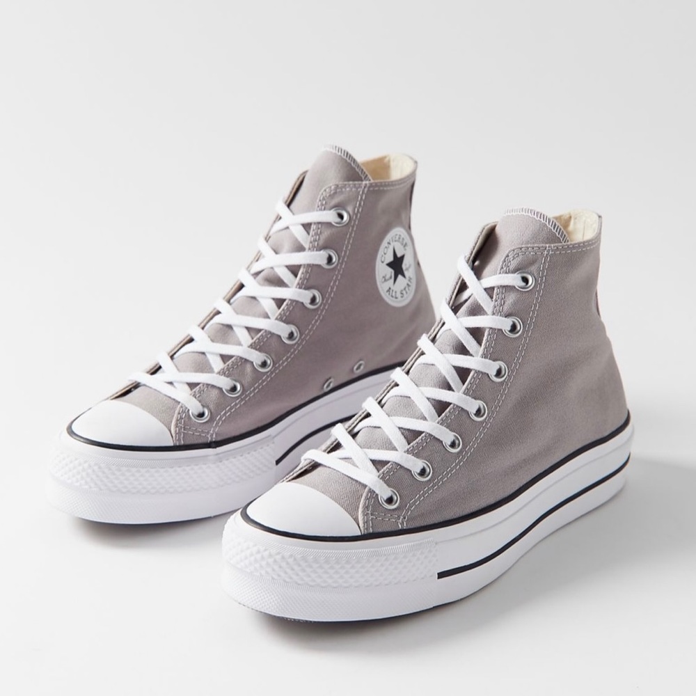 Canvas Chuck Taylor Converse Platforms